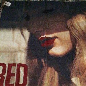 Taylor Swift “Red” Blanket